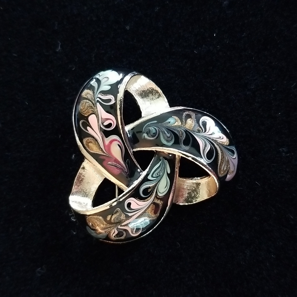 Brooch